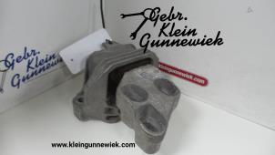 Usados Soporte de caja de cambios Mercedes CLA Precio de solicitud ofrecido por Gebr.Klein Gunnewiek Ho.BV