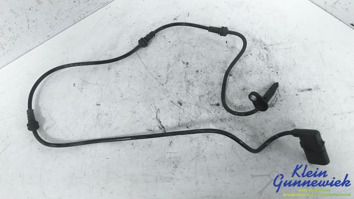 Begagnade ABS-sensor Mercedes C-Klasse Pris € 31,00 Marginaltabell erbjuds av Klein Gunnewiek Autodemontage & Motorentechniek