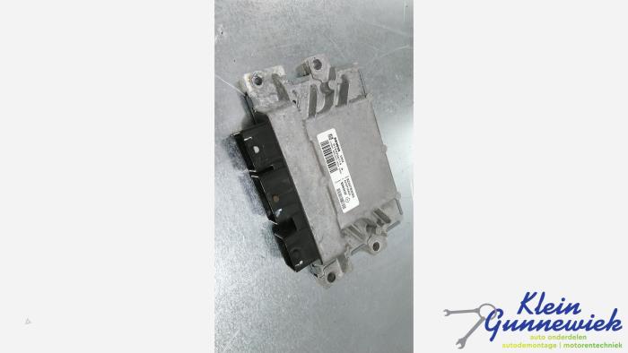 Gebrauchte EinspritzSteuergerät Renault Modus Preis € 49,00 Margenregelung angeboten von Klein Gunnewiek Autodemontage & Motorentechniek