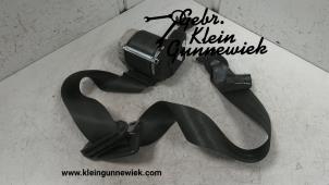 Used Front seatbelt, left Renault Clio Price € 30,00 Margin scheme offered by Gebr.Klein Gunnewiek Ho.BV