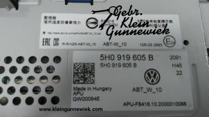 Gebrauchte Anzeige Innen Volkswagen Golf Preis € 375,00 Margenregelung angeboten von Gebr.Klein Gunnewiek Ho.BV