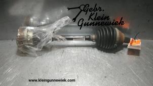 Gebrauchte Antriebswelle links vorne Volkswagen Golf Preis € 175,00 Margenregelung angeboten von Klein Gunnewiek Autodemontage & Motorentechniek
