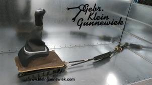 Used Gear stick Renault Clio Price € 50,00 Margin scheme offered by Gebr.Klein Gunnewiek Ho.BV
