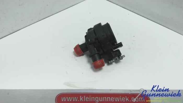 Begagnade Vattenpump Volkswagen Caddy Pris € 80,00 Marginaltabell erbjuds av Klein Gunnewiek Autodemontage & Motorentechniek