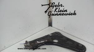 Used Front lower wishbone, left Opel Crossland X Price € 70,00 Margin scheme offered by Gebr.Klein Gunnewiek Ho.BV