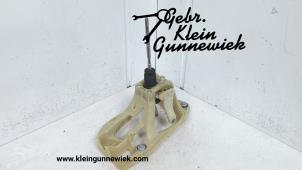 Used Gear stick Mercedes A-Klasse Price € 40,00 Margin scheme offered by Gebr.Klein Gunnewiek Ho.BV