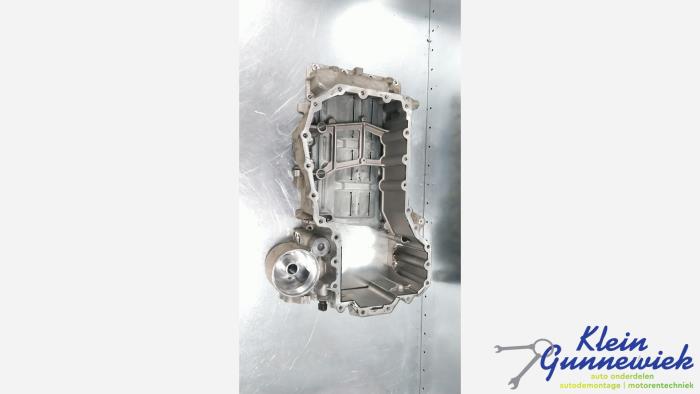 Usagé Couvercle carter BMW 7-Série Prix € 200,00 Règlement à la marge proposé par Klein Gunnewiek Autodemontage & Motorentechniek
