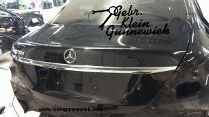 Używane Pokrywa bagaznika Mercedes E-Klasse Cena € 495,00 Procedura marży oferowane przez Gebr.Klein Gunnewiek Ho.BV