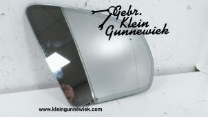 Used Mirror glass, right Mercedes E-Klasse Price € 95,00 Margin scheme offered by Gebr.Klein Gunnewiek Ho.BV