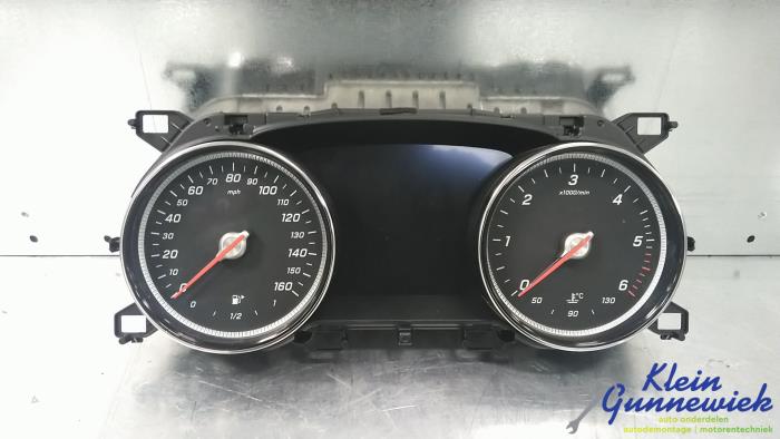 Begagnade Instrumentpanel Mercedes E-Klasse Pris € 230,00 Marginaltabell erbjuds av Klein Gunnewiek Autodemontage & Motorentechniek