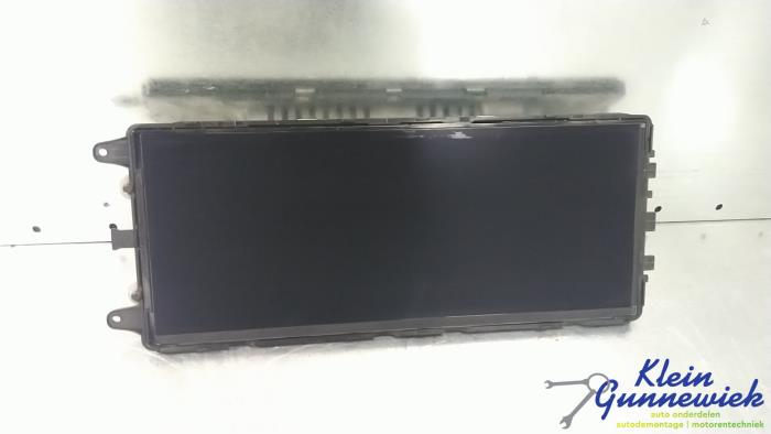 Begagnade Innerdisplay Mercedes E-Klasse Pris € 297,00 Marginaltabell erbjuds av Klein Gunnewiek Autodemontage & Motorentechniek