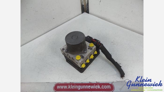 Used ABS pump Volkswagen E-Up Price € 30,00 Margin scheme offered by Klein Gunnewiek Autodemontage & Motorentechniek