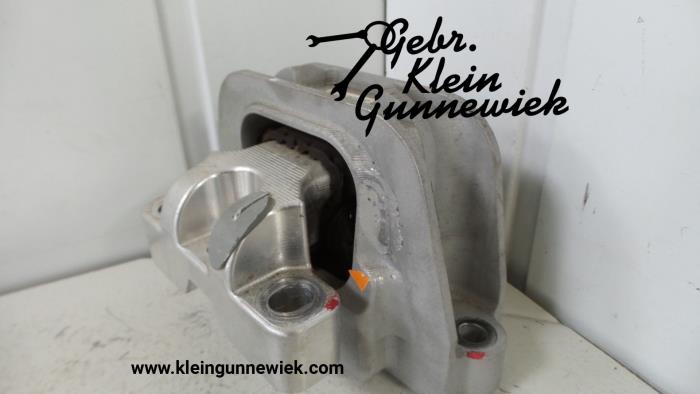 Engine mount from a Volkswagen E-Up 2014