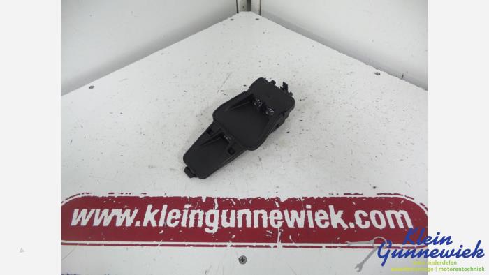 Begagnade Sensor (övriga) Volkswagen E-Up Pris € 40,00 Marginaltabell erbjuds av Klein Gunnewiek Autodemontage & Motorentechniek