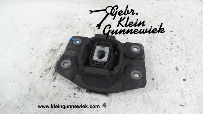 Gearbox mount from a Volkswagen E-Up 2013