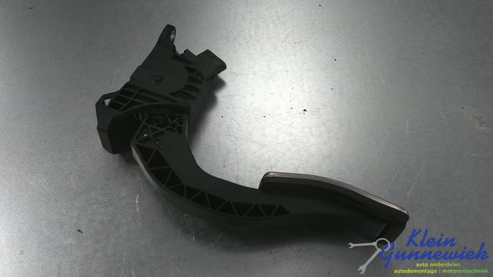 Begagnade Gaspedalsensor Audi A4 Pris € 21,00 Marginaltabell erbjuds av Klein Gunnewiek Autodemontage & Motorentechniek