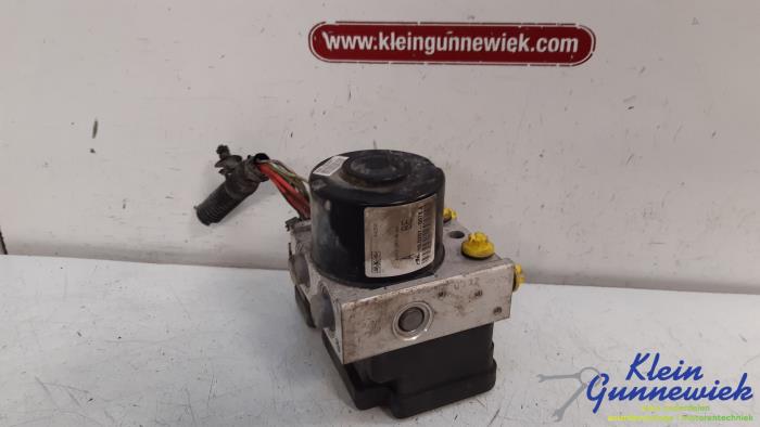 Gebrauchte ABS Pumpe Ford Transit Connect Preis € 15,00 Margenregelung angeboten von Klein Gunnewiek Autodemontage & Motorentechniek