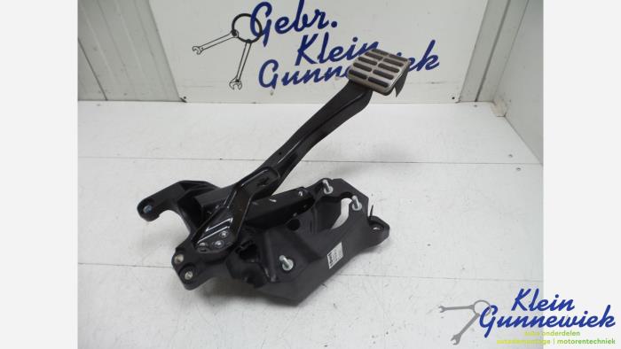 Używane Pedal hamulca Audi R8 Cena € 40,00 Procedura marży oferowane przez Klein Gunnewiek Autodemontage & Motorentechniek