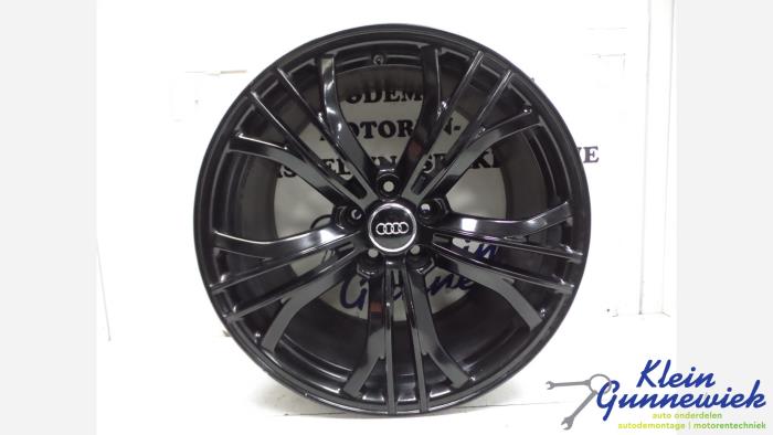Używane Obrecz Audi R8 Cena € 270,00 Procedura marży oferowane przez Klein Gunnewiek Autodemontage & Motorentechniek