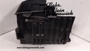 Used Battery box Landrover Range Rover Price € 50,00 Margin scheme offered by Gebr.Klein Gunnewiek Ho.BV