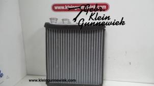 Usados Radiador de calefactor Landrover Range Rover Precio € 125,00 Norma de margen ofrecido por Gebr.Klein Gunnewiek Ho.BV