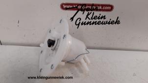 Usados Bomba eléctrica de combustible Mercedes SLK Precio de solicitud ofrecido por Gebr.Klein Gunnewiek Ho.BV