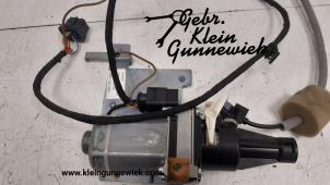 Usados Motor de cierre centralizado Mercedes Sprinter Precio de solicitud ofrecido por Gebr.Klein Gunnewiek Ho.BV