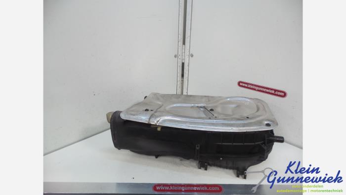 Gebrauchte Luftfiltergehäuse Mercedes SLK Preis € 40,00 Margenregelung angeboten von Klein Gunnewiek Autodemontage & Motorentechniek