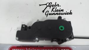 Used Motor for power tailgate closer Mercedes GLK-Klasse Price on request offered by Gebr.Klein Gunnewiek Ho.BV