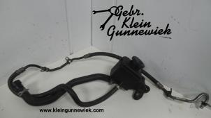 Używane Zbiornik oleju wspomagania kierownicy Mercedes GLK-Klasse Cena na żądanie oferowane przez Gebr.Klein Gunnewiek Ho.BV