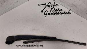 Używane Ramie wycieraczki tylnej Mercedes GLC-Klasse Cena na żądanie oferowane przez Gebr.Klein Gunnewiek Ho.BV