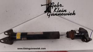 Used Rear shock absorber, left Mercedes R-Klasse Price € 70,00 Margin scheme offered by Gebr.Klein Gunnewiek Ho.BV