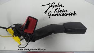 Used Rear seatbelt buckle, right Mercedes GLK-Klasse Price on request offered by Gebr.Klein Gunnewiek Ho.BV