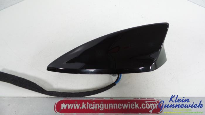 Używane Antena GPS Opel Grandland X Cena € 36,00 Procedura marży oferowane przez Klein Gunnewiek Autodemontage & Motorentechniek