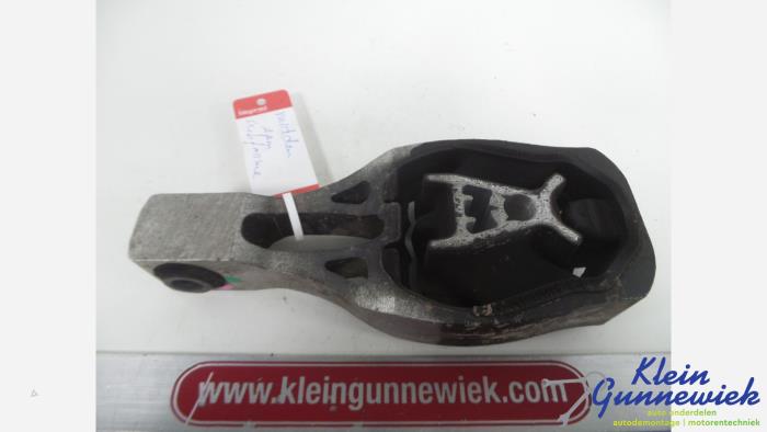Used Engine mount Opel Grandland X Price € 20,00 Margin scheme offered by Klein Gunnewiek Autodemontage & Motorentechniek