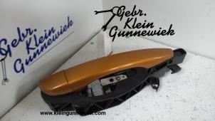 Used Rear door handle 4-door, right Opel Crossland X Price on request offered by Gebr.Klein Gunnewiek Ho.BV