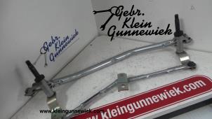 Gebrauchte Scheibenwischer Mechanik Opel Crossland X Preis auf Anfrage angeboten von Gebr.Klein Gunnewiek Ho.BV