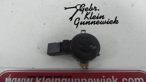 Usados Sensor de lluvia Opel Grandland X Precio de solicitud ofrecido por Gebr.Klein Gunnewiek Ho.BV