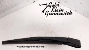 Used Rear wiper arm Opel Grandland X Price on request offered by Gebr.Klein Gunnewiek Ho.BV