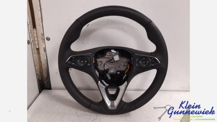 Używane Kierownica Opel Crossland X Cena € 115,00 Procedura marży oferowane przez Klein Gunnewiek Autodemontage & Motorentechniek