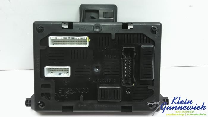 Used Body control computer Renault Modus Price € 31,00 Margin scheme offered by Klein Gunnewiek Autodemontage & Motorentechniek