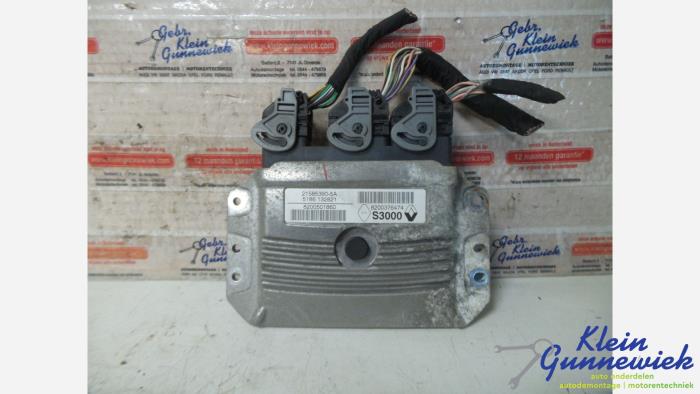 Used Injection computer Renault Modus Price € 59,00 Margin scheme offered by Klein Gunnewiek Autodemontage & Motorentechniek