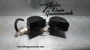 Gebrauchte Hupe Renault Modus Preis € 30,00 Margenregelung angeboten von Gebr.Klein Gunnewiek Ho.BV