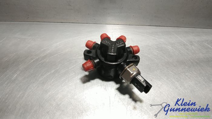 Usagé Système d'injection Renault Modus Prix € 29,00 Règlement à la marge proposé par Klein Gunnewiek Autodemontage & Motorentechniek