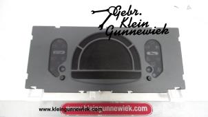 Gebrauchte Instrumentenbrett Renault Modus Preis € 65,00 Margenregelung angeboten von Gebr.Klein Gunnewiek Ho.BV