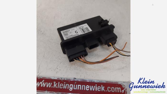 Usagé Module PDC Renault Modus Prix € 41,00 Règlement à la marge proposé par Klein Gunnewiek Autodemontage & Motorentechniek
