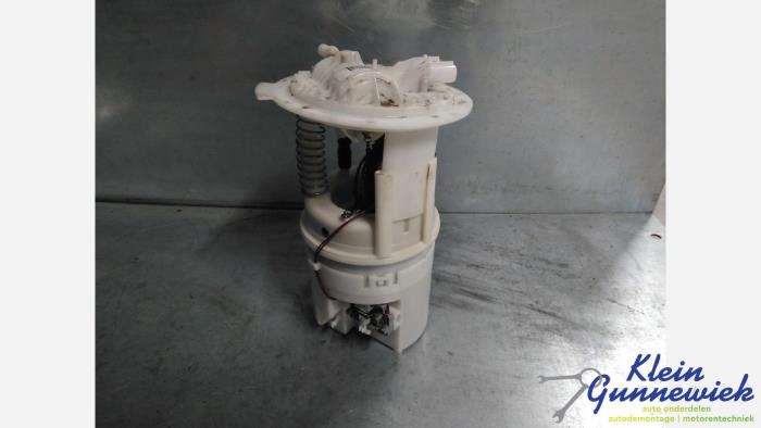 Usagé Pompe à carburant Chrysler PT Cruiser Prix € 50,00 Règlement à la marge proposé par Klein Gunnewiek Autodemontage & Motorentechniek
