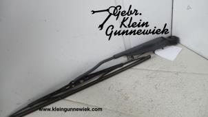 Used Rear wiper arm Chrysler PT Cruiser Price on request offered by Gebr.Klein Gunnewiek Ho.BV