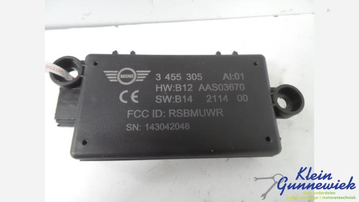 Usagé Ordinateur divers Mini Mini Prix € 20,00 Règlement à la marge proposé par Klein Gunnewiek Autodemontage & Motorentechniek