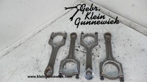 Used Connecting rod Mini Clubman Price on request offered by Gebr.Klein Gunnewiek Ho.BV